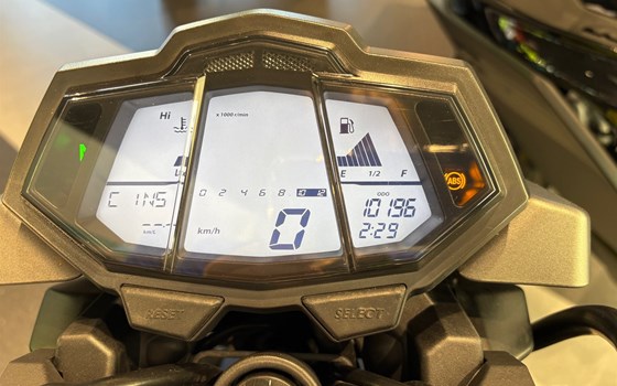 Gebrauchtmotorrad Yamaha MT-125 - Bild 6