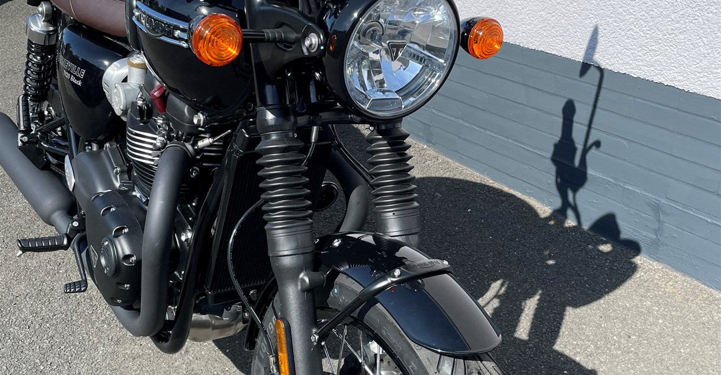 Angebot Triumph Bonneville T120 Black