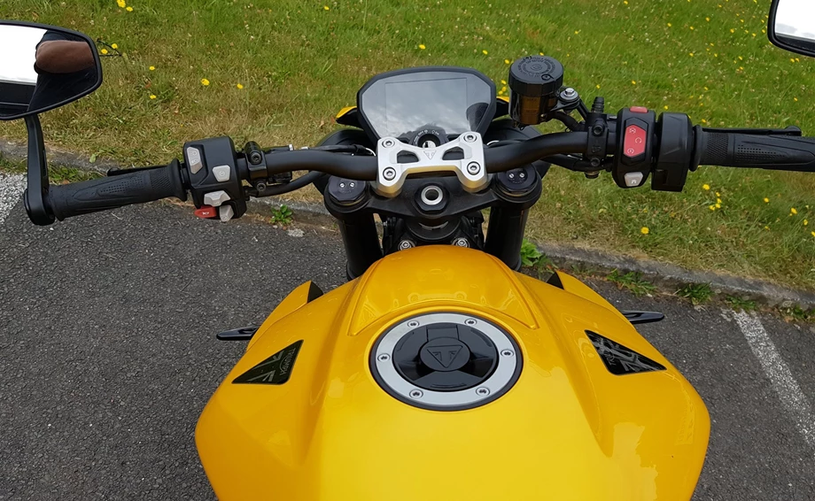 Angebot Triumph Street Triple 765 RS Bild 3: Angebot Triumph Street Triple 765 RS