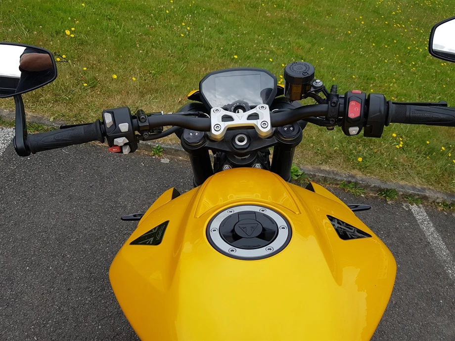 Angebot Triumph Street Triple 765 RS Bild 3: Angebot Triumph Street Triple 765 RS