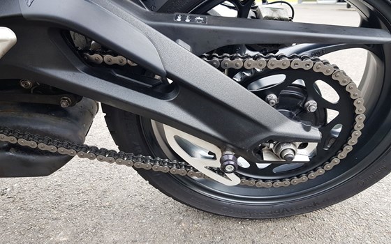 Gebrauchtmotorrad Triumph Street Triple 765 RS - Bild 8