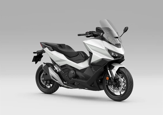 Honda Forza 750 (Pearl Glare White) - Bild 2