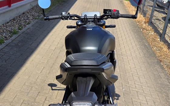 Neufahrzeug Suzuki GSX-8T - Bild 10
