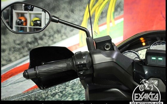 Gebrauchtmotorrad Suzuki Burgman 400 - Bild 16