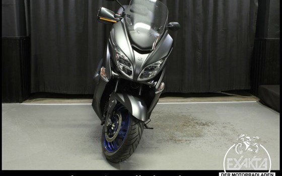 Gebrauchtmotorrad Suzuki Burgman 400 - Bild 8