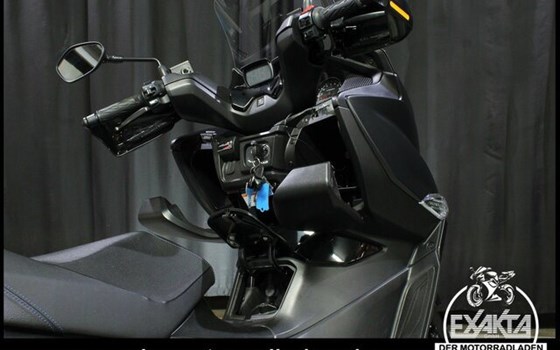 Gebrauchtmotorrad Suzuki Burgman 400 - Bild 9