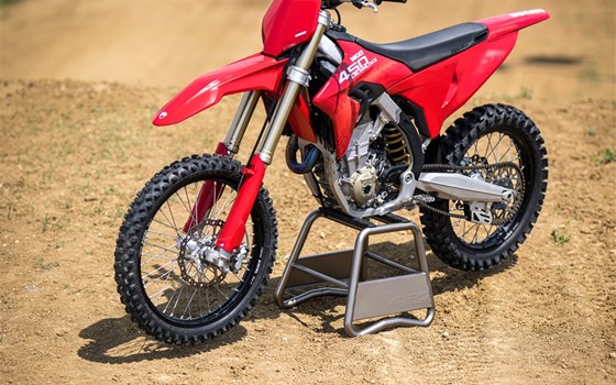 Neufahrzeug Ducati Desmo450 MX - Bild 2