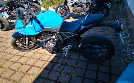 Gebrauchtmotorrad Suzuki GSX-8S - Bild 8