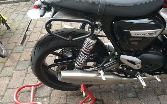 Gebrauchtmotorrad Triumph Speed Twin 1200 - Bild 11