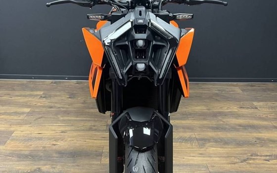 Gebrauchtmotorrad KTM 990 Duke - Bild 2