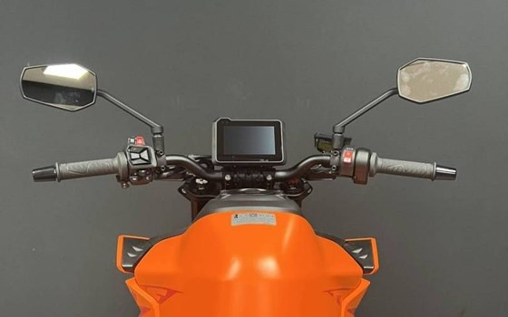 Gebrauchtmotorrad KTM 990 Duke - Bild 8