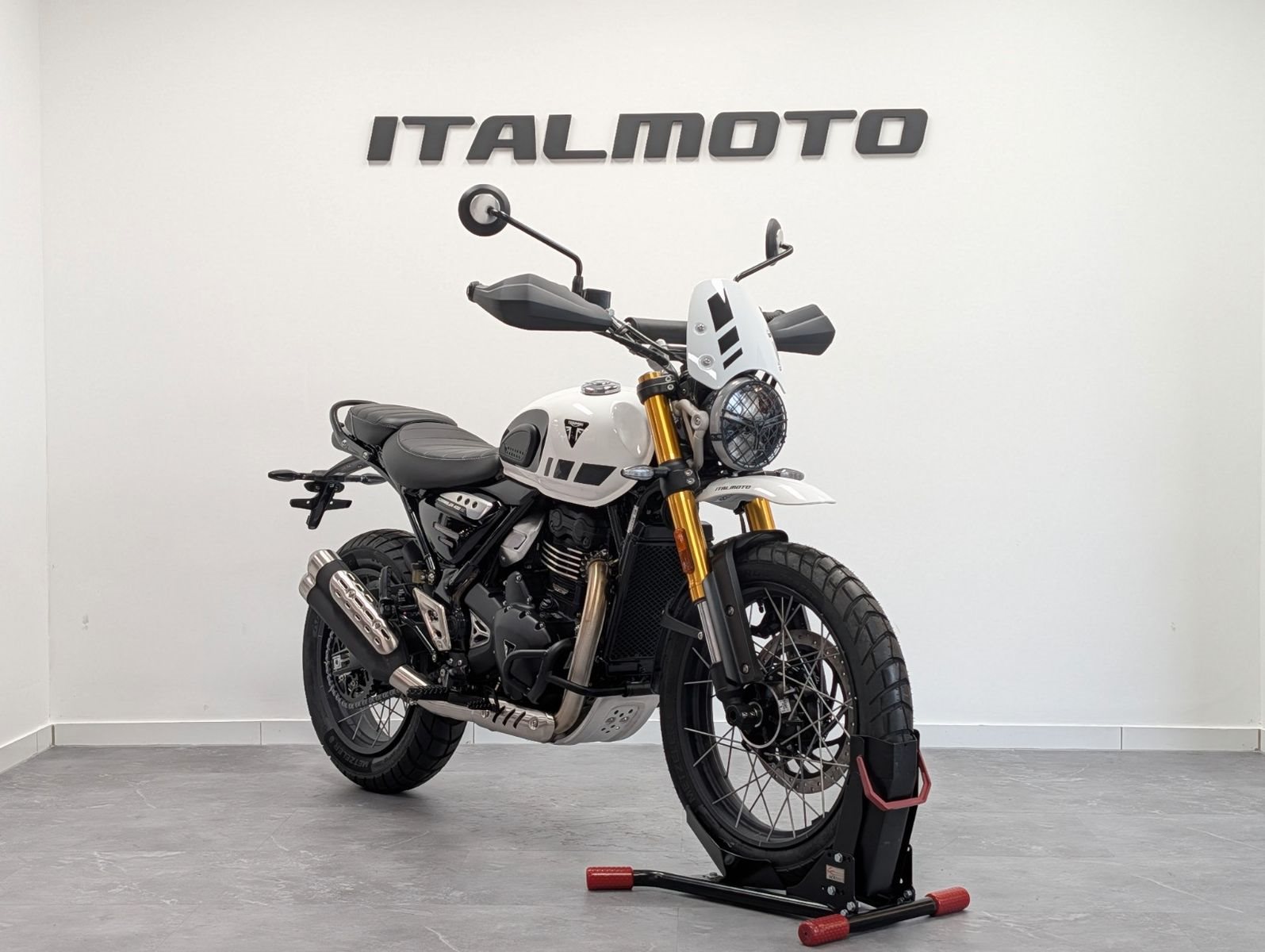 Triumph Scrambler 400 XC