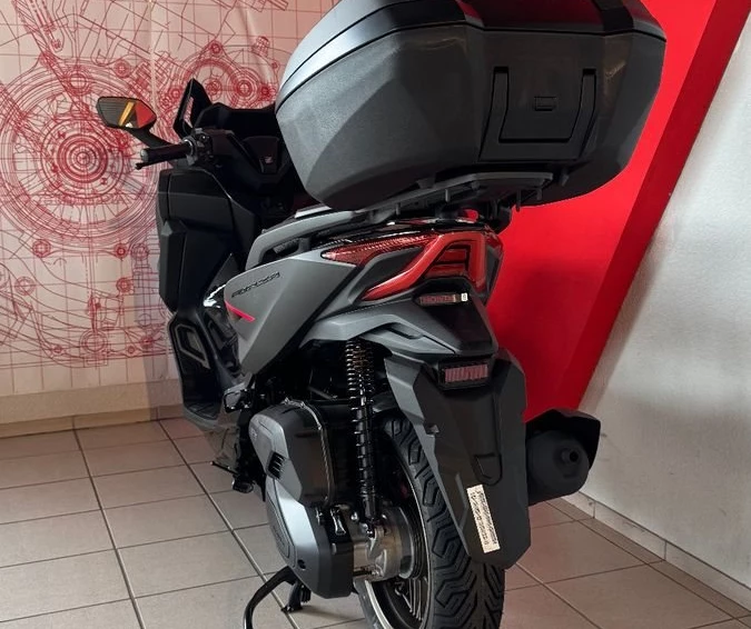 Angebot Honda Forza 125 Bild 4: Angebot Honda Forza 125