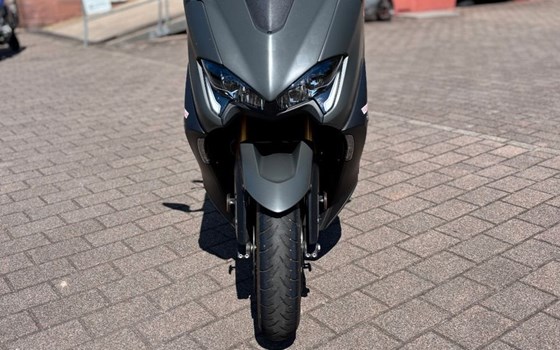 Gebrauchtmotorrad Yamaha TMAX Tech MAX - Bild 2
