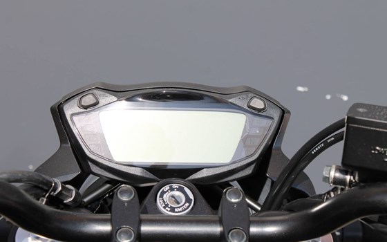 Gebrauchtmotorrad Suzuki SV650 - Bild 8