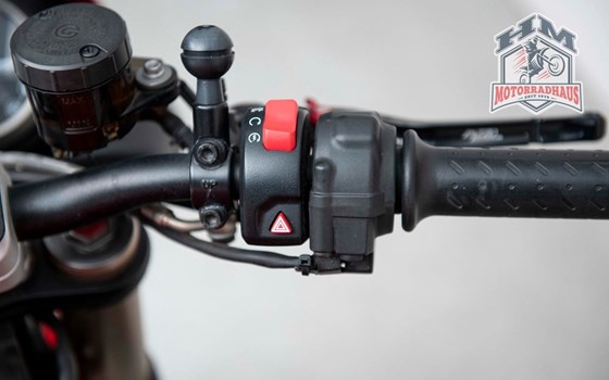 Gebrauchtmotorrad Triumph Speed Triple S - Bild 10