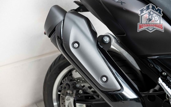 Gebrauchtmotorrad Yamaha TMAX 560 Tech Max - Bild 7