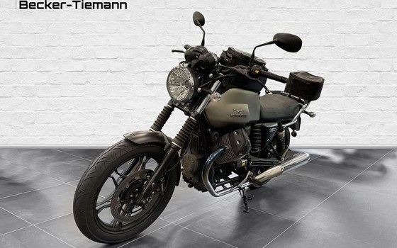 Gebrauchtmotorrad Moto Guzzi V7 Stone - Bild 1