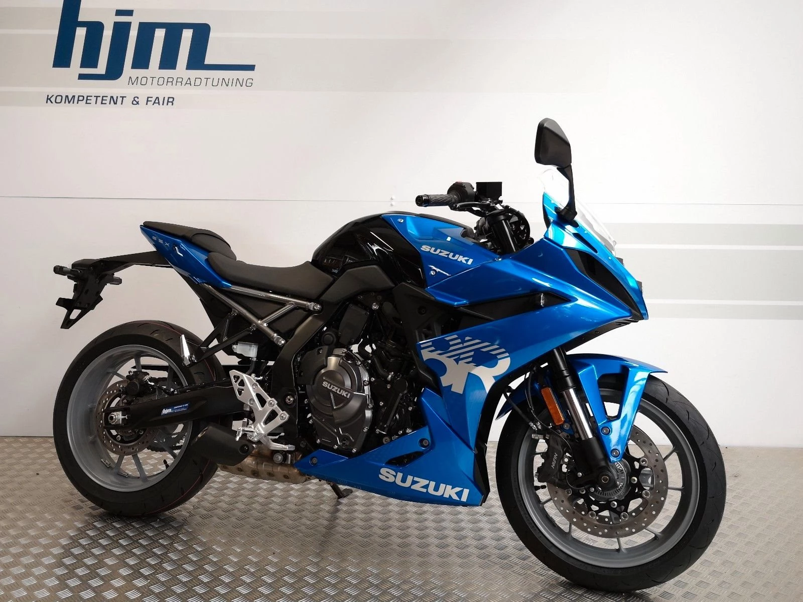 Suzuki GSX-8R