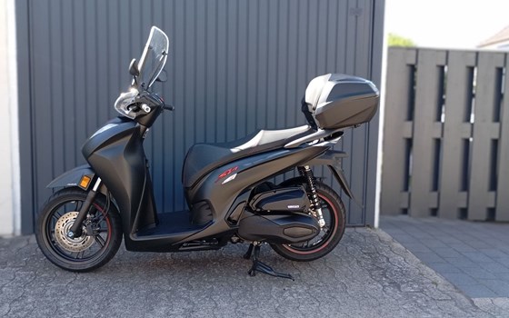 Gebrauchtmotorrad Honda SH350i - Bild 3
