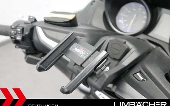 Gebrauchtmotorrad Yamaha TMAX 560 Tech Max - Bild 9