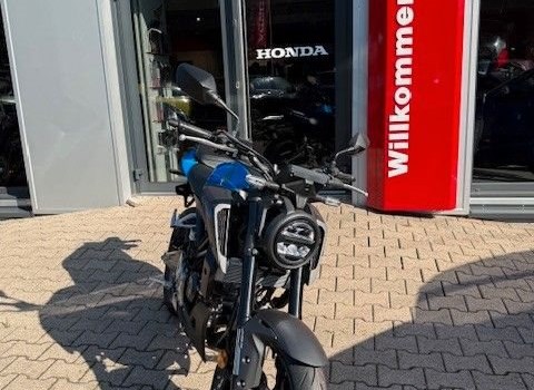 Gebrauchtmotorrad Honda CB125R - Bild 15