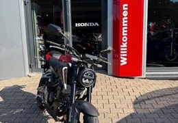 Neumotorrad Honda CB125R
