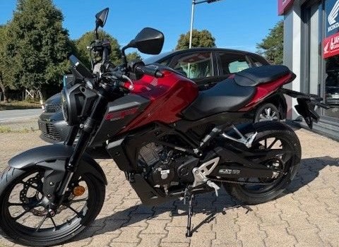 Gebrauchtmotorrad Honda CB125R - Bild 4