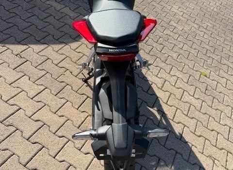 Neufahrzeug Honda CB125R - Bild 7