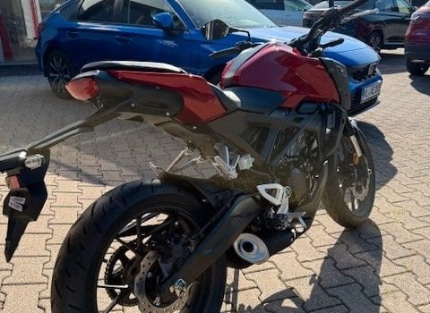 Gebrauchtmotorrad Honda CB125R - Bild 9