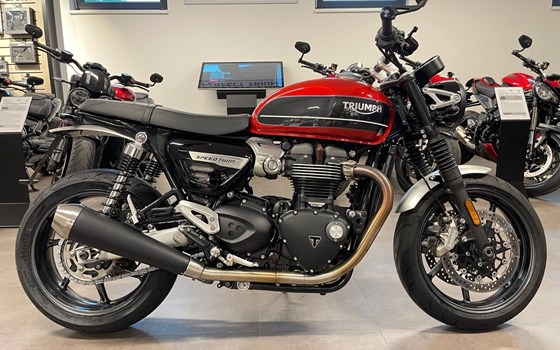Gebrauchtmotorrad Triumph Speed Twin 1200 - Bild 1