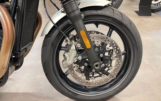 Gebrauchtmotorrad Triumph Speed Twin 1200 - Bild 4