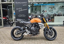 Neumotorrad Suzuki GSX-8T