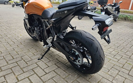 Neufahrzeug Suzuki GSX-8T - Bild 4