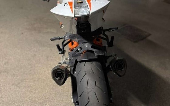 Gebrauchtmotorrad KTM 1190 RC8 R - Bild 8 Gebrauchtmotorrad KTM 1190 RC8 R - Bild 8