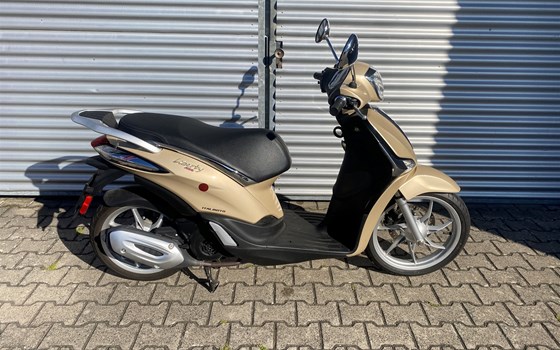 Gebrauchtmotorrad Piaggio Liberty 125 - Bild 2