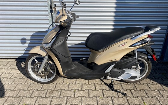 Gebrauchtmotorrad Piaggio Liberty 125 - Bild 5