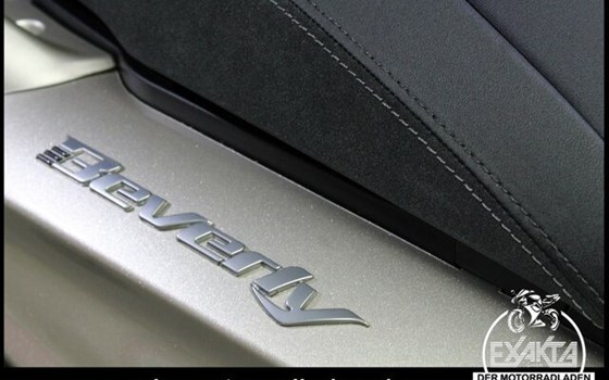 Gebrauchtmotorrad Piaggio Beverly 400 hpe - Bild 30