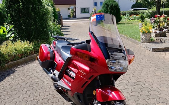Gebrauchtmotorrad Honda ST 1100 Pan-European - Bild 2 Gebrauchtmotorrad Honda ST 1100 Pan-European - Bild 2