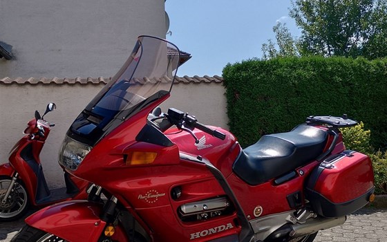 Gebrauchtmotorrad Honda ST 1100 Pan-European - Bild 4