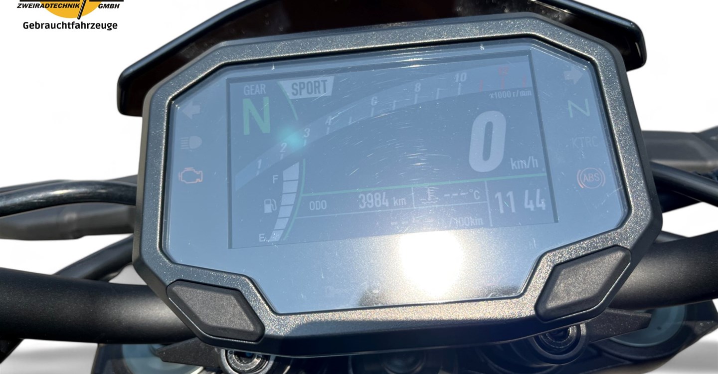 Offer Kawasaki Z900