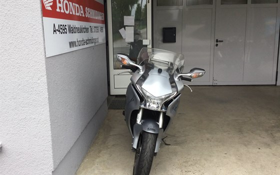 Gebrauchtmotorrad Honda VFR 1200 F - Bild 4