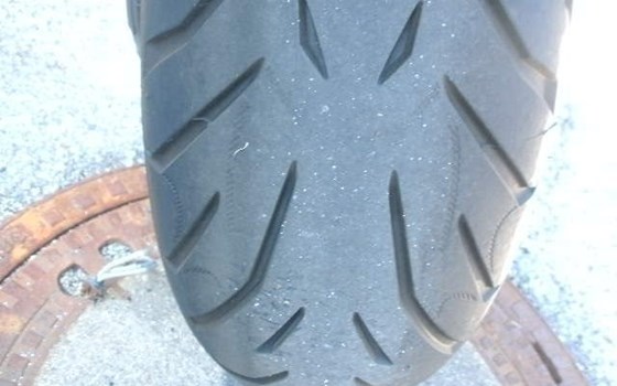 Gebrauchtmotorrad Triumph Speed Triple 955i - Bild 10 Gebrauchtmotorrad Triumph Speed Triple 955i - Bild 10