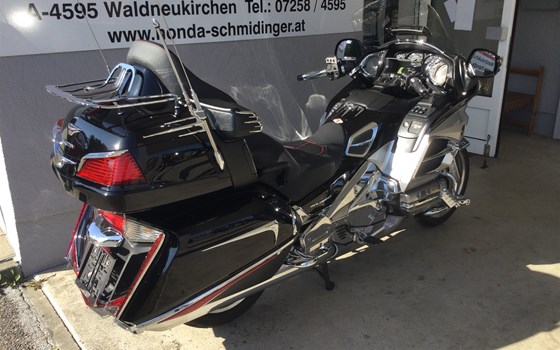 Gebrauchtmotorrad Honda GL 1800 Goldwing - Bild 2 Gebrauchtmotorrad Honda GL 1800 Goldwing - Bild 2