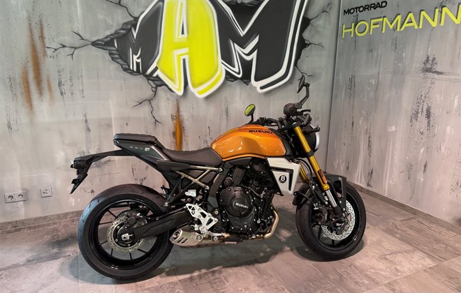 Suzuki GSX-8T
