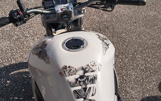 Gebrauchtmotorrad Suzuki GSR 600 - Bild 6 Gebrauchtmotorrad Suzuki GSR 600 - Bild 6