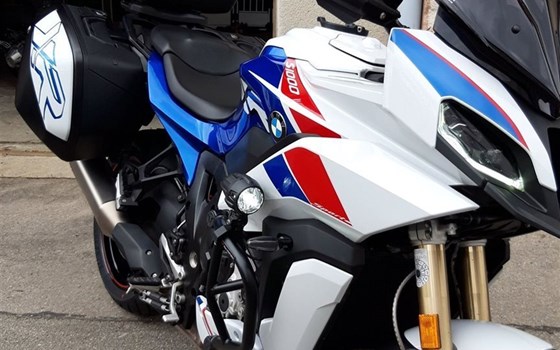 Gebrauchtmotorrad BMW S 1000 XR - Bild 1 Gebrauchtmotorrad BMW S 1000 XR - Bild 1