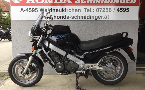 Gebrauchtmotorrad Honda NTV 650 Revere - Bild 1 Gebrauchtmotorrad Honda NTV 650 Revere - Bild 1
