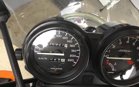 Gebrauchtmotorrad Honda NTV 650 Revere - Bild 5 Gebrauchtmotorrad Honda NTV 650 Revere - Bild 5