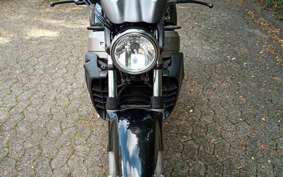 Gebrauchtmotorrad Honda X11 - Bild 2